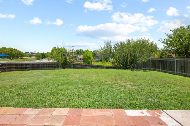 101 Toby TRL, Hutto, TX 78634