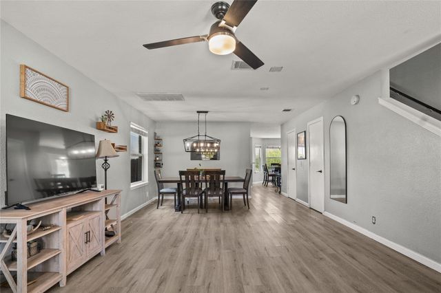 101 Toby TRL, Hutto, TX 78634
