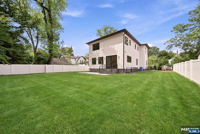 224 Riveredge Road, Tenafly, NJ 07670