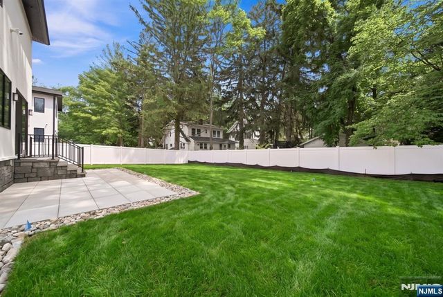 224 Riveredge Road, Tenafly, NJ 07670