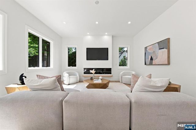 224 Riveredge Road, Tenafly, NJ 07670