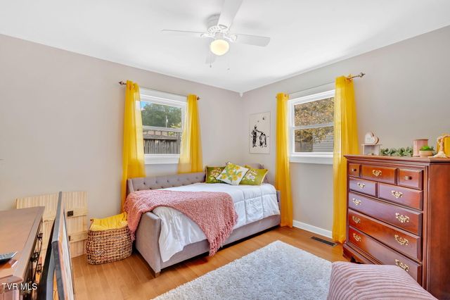120 Park Court, Johnson City, TN 37601