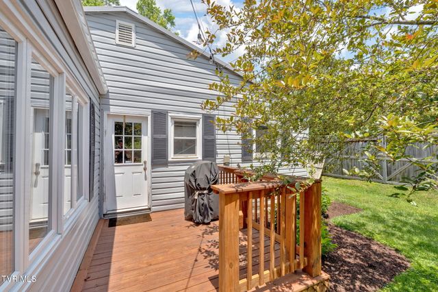 120 Park Court, Johnson City, TN 37601