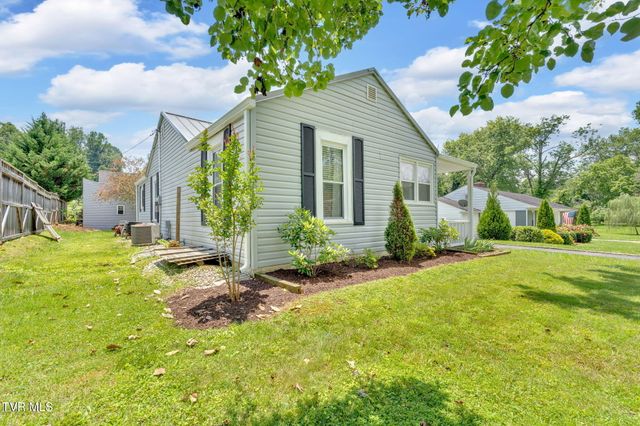 120 Park Court, Johnson City, TN 37601