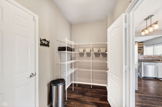 1216 King Maple Drive, Greenfield, IN 46140