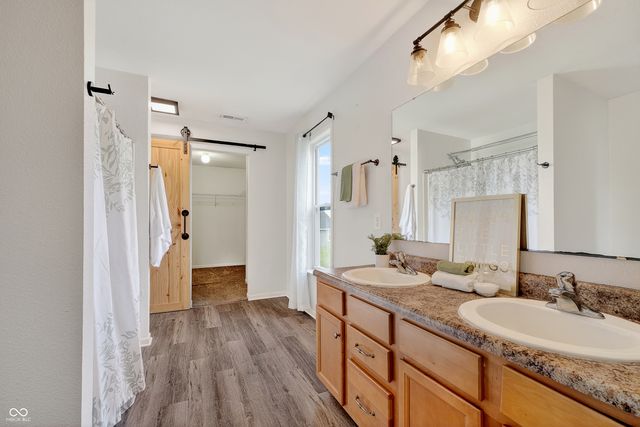 1216 King Maple Drive, Greenfield, IN 46140
