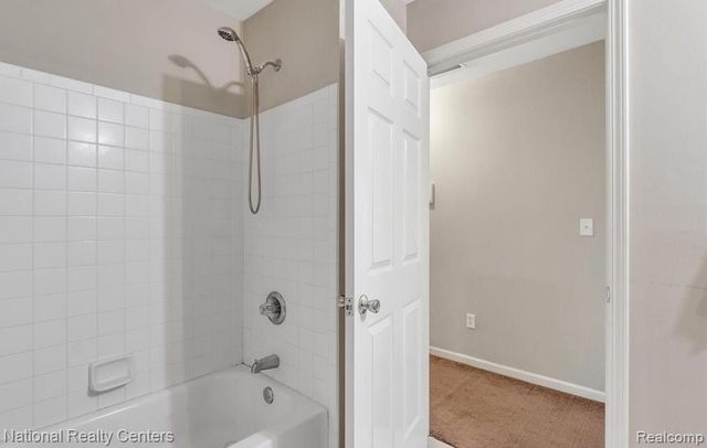 16707 Carriage Way, Northville, MI 48168