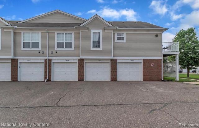 16707 Carriage Way, Northville, MI 48168