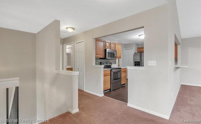 16707 Carriage Way, Northville, MI 48168