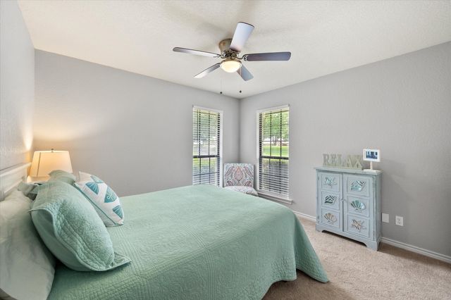 717 Grandview Drive, Corsicana, TX 75109