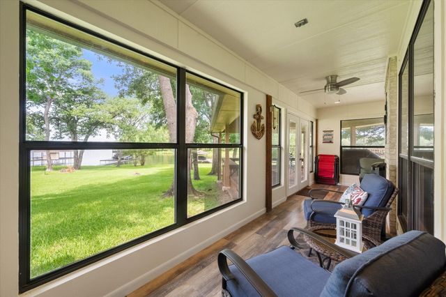 717 Grandview Drive, Corsicana, TX 75109