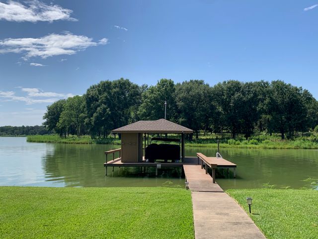 717 Grandview Drive, Corsicana, TX 75109