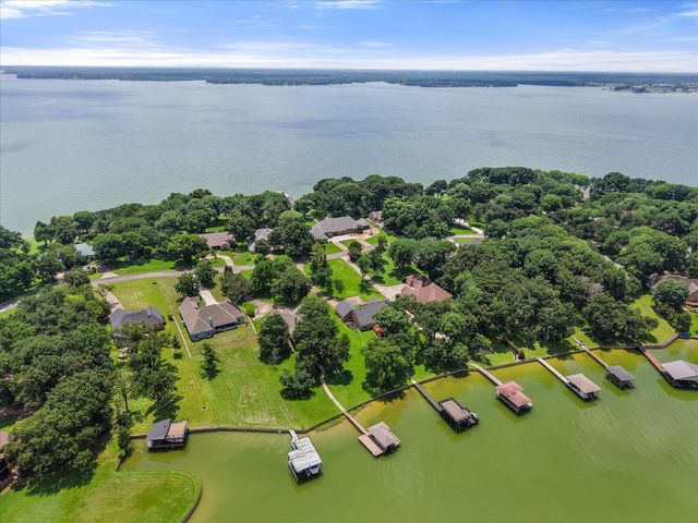 717 Grandview Drive, Corsicana, TX 75109