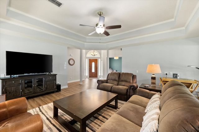 717 Grandview Drive, Corsicana, TX 75109