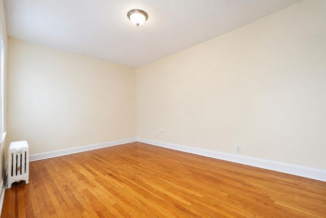 255 79th St Apt B1, New York City, NY 11209