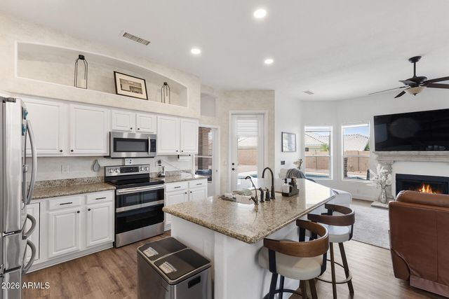 1620 E KATHLEEN Road, Phoenix, AZ 85022