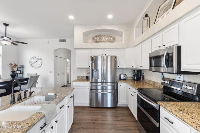 1620 E KATHLEEN Road, Phoenix, AZ 85022