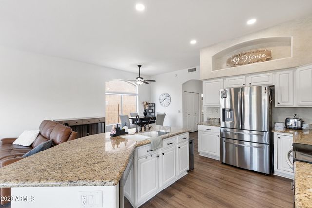 1620 E KATHLEEN Road, Phoenix, AZ 85022