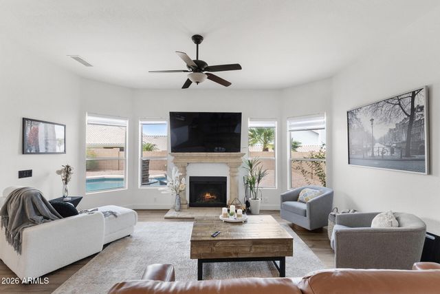 1620 E KATHLEEN Road, Phoenix, AZ 85022