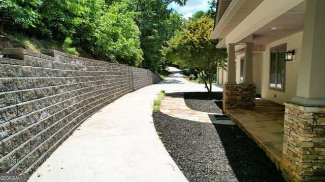271 Highlands Drive, Clarkesville, GA 30523