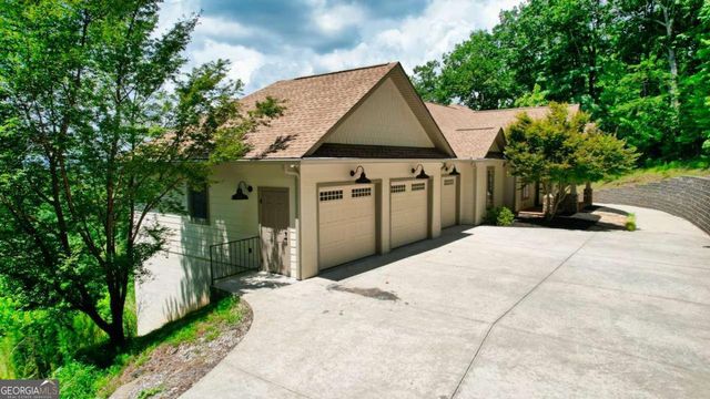 271 Highlands Drive, Clarkesville, GA 30523
