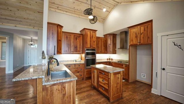 271 Highlands Drive, Clarkesville, GA 30523