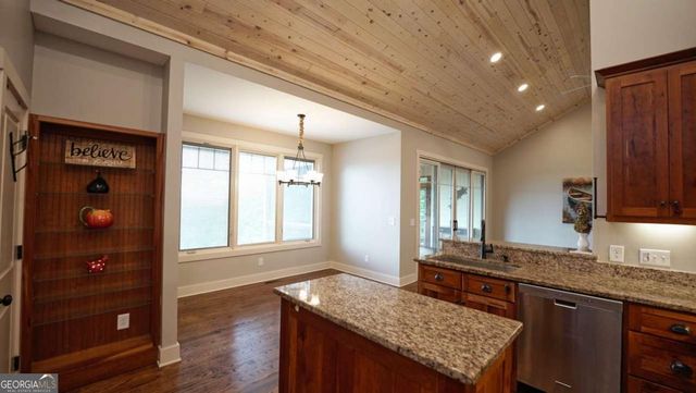 271 Highlands Drive, Clarkesville, GA 30523