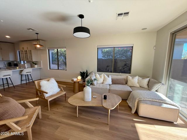 1839 W Owens Way, Anthem, AZ 85086