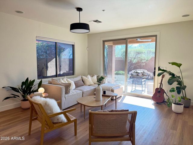 1839 W Owens Way, Anthem, AZ 85086