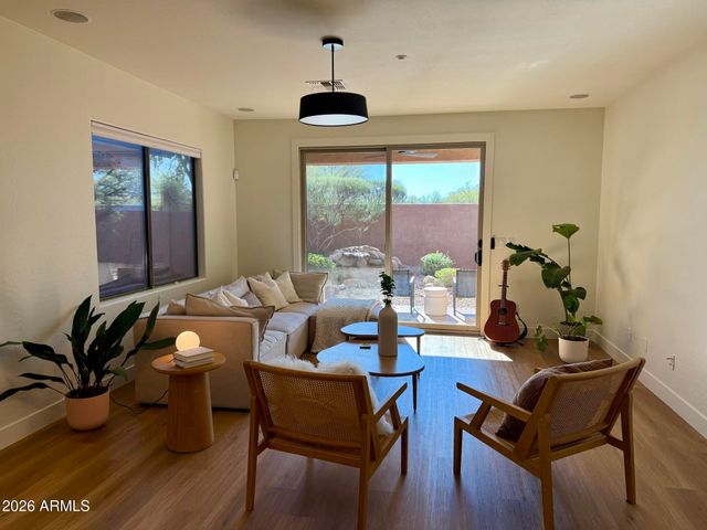 1839 W Owens Way, Anthem, AZ 85086