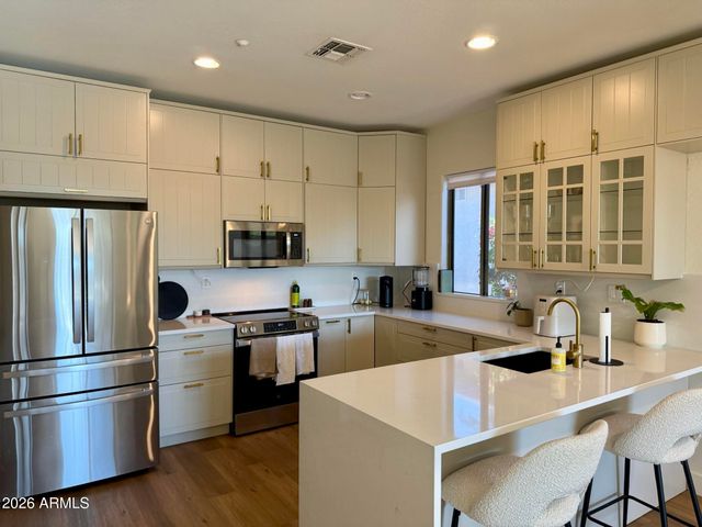 1839 W Owens Way, Anthem, AZ 85086