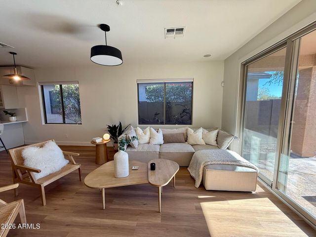 1839 W Owens Way, Anthem, AZ 85086