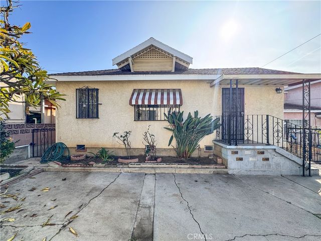 2676 Roseview, Los Angeles, CA 90065