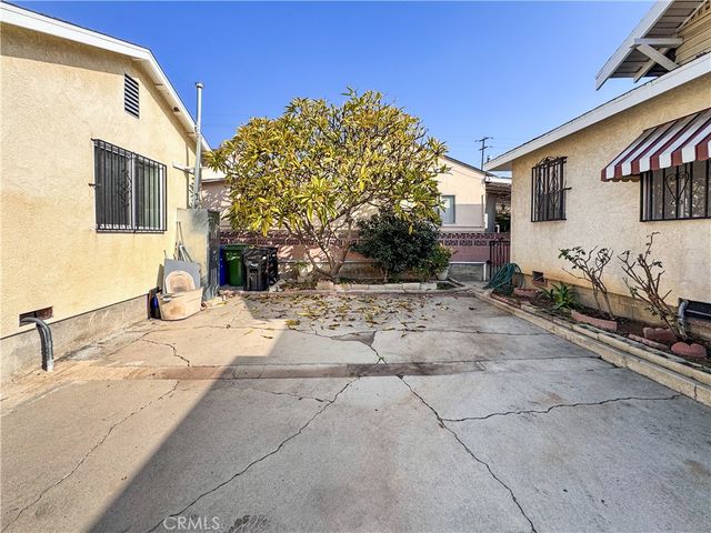 2676 Roseview, Los Angeles, CA 90065