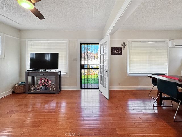 2676 Roseview, Los Angeles, CA 90065