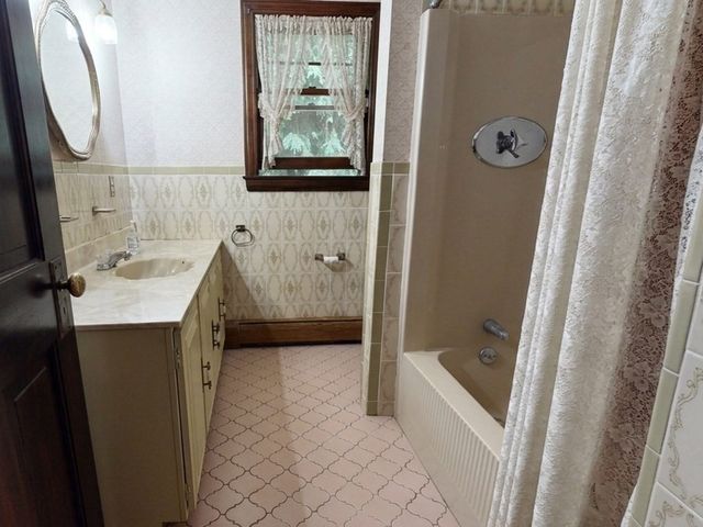 16 Ferguson Rd, Wilmington, MA 01887