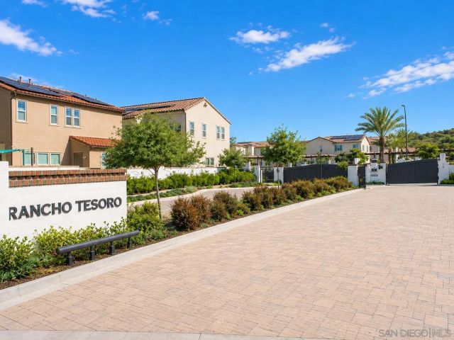 751 Merit Dr, San Marcos, CA 92078