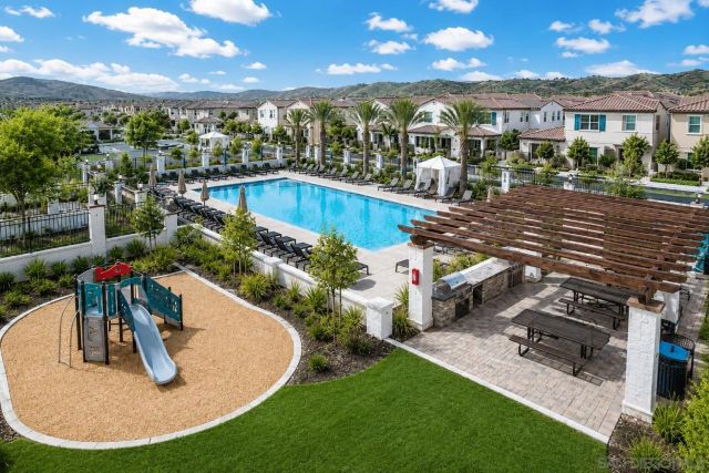 751 Merit Dr, San Marcos, CA 92078