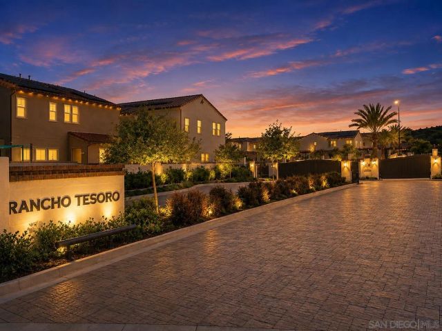 751 Merit Dr, San Marcos, CA 92078