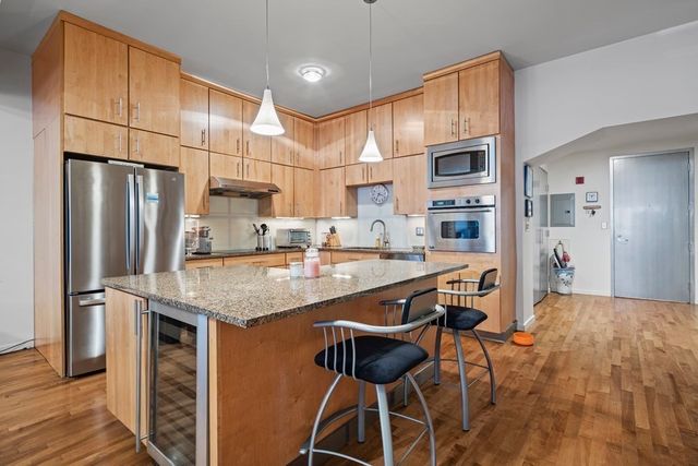 1313 Washington St. 321, Boston, MA 02118