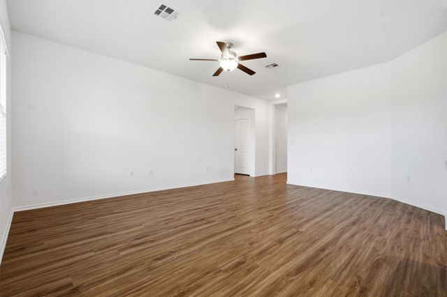 10537 Steinbeck DR, Austin, TX 78747