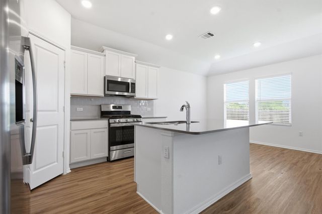 10537 Steinbeck DR, Austin, TX 78747