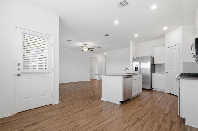 10537 Steinbeck DR, Austin, TX 78747