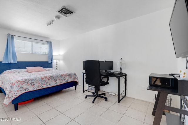 6623 N 19TH Street, Phoenix, AZ 85016