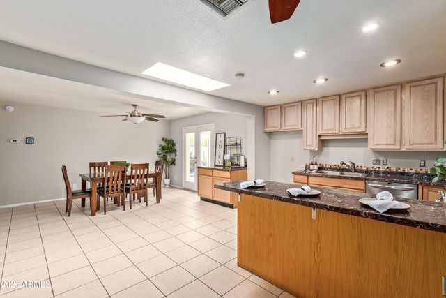 6623 N 19TH Street, Phoenix, AZ 85016