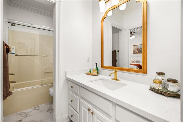 6501 TENNYSON OAKS Lane, Alexandria, LA 71301