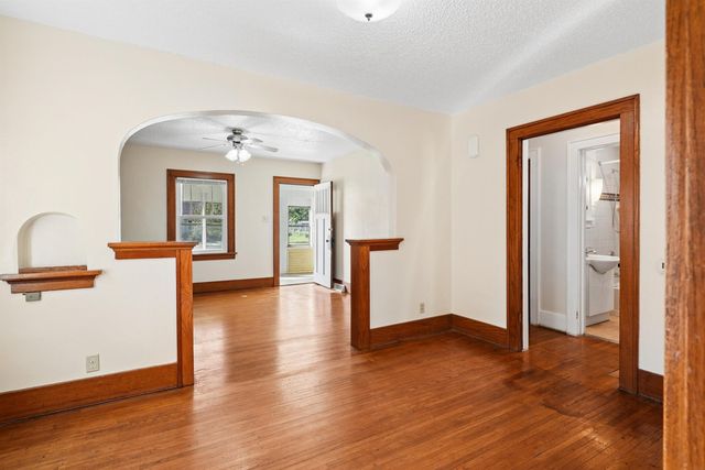 620 Home Park Boulevard, Waterloo, IA 50701