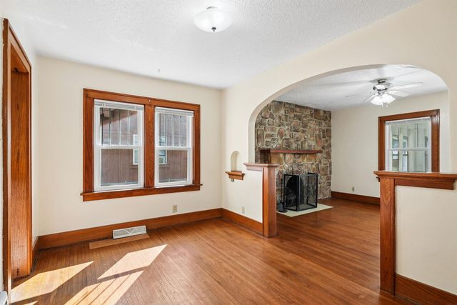 620 Home Park Boulevard, Waterloo, IA 50701