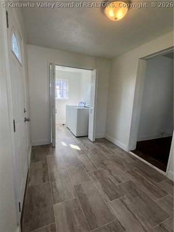 136 Cabell Street, Dunbar, WV 25064