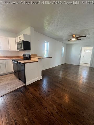 136 Cabell Street, Dunbar, WV 25064